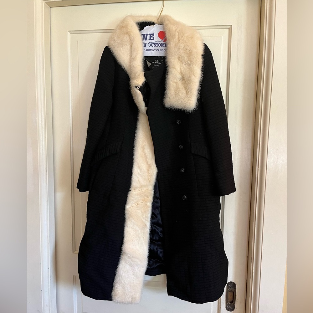 Vintage Seymour Paisin coat with real fur